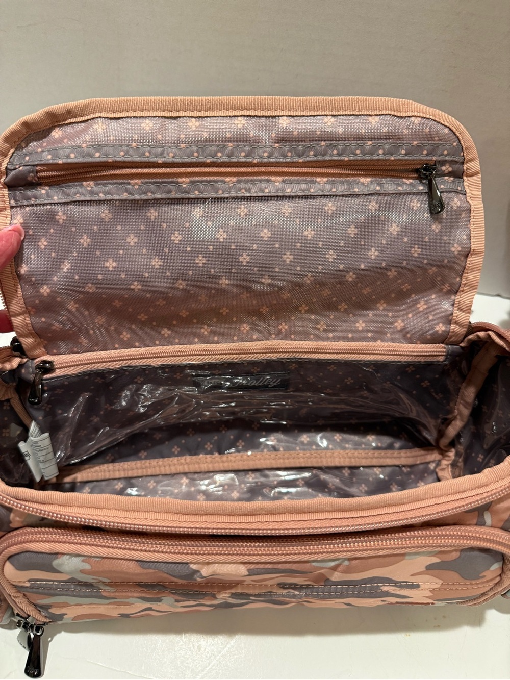 lug Pink Camo Trolley Toiletry & Accessory Parasail Organizer Bag - Picture 14 of 16